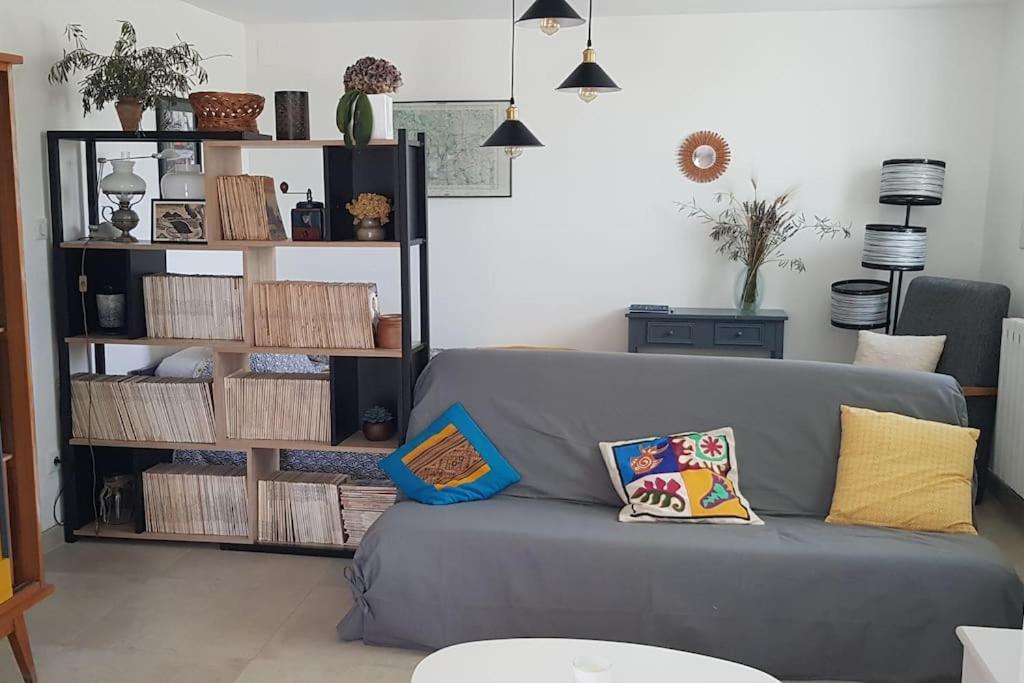 Location Appartement Dans Mas Provencal Monteux Zewnętrze zdjęcie