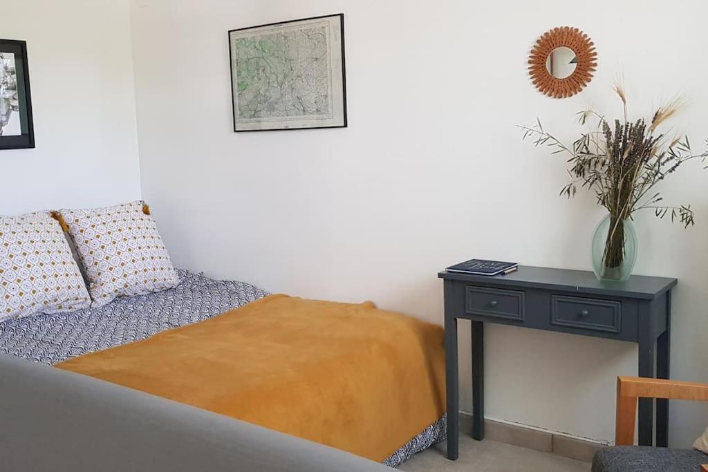 Location Appartement Dans Mas Provencal Monteux Zewnętrze zdjęcie